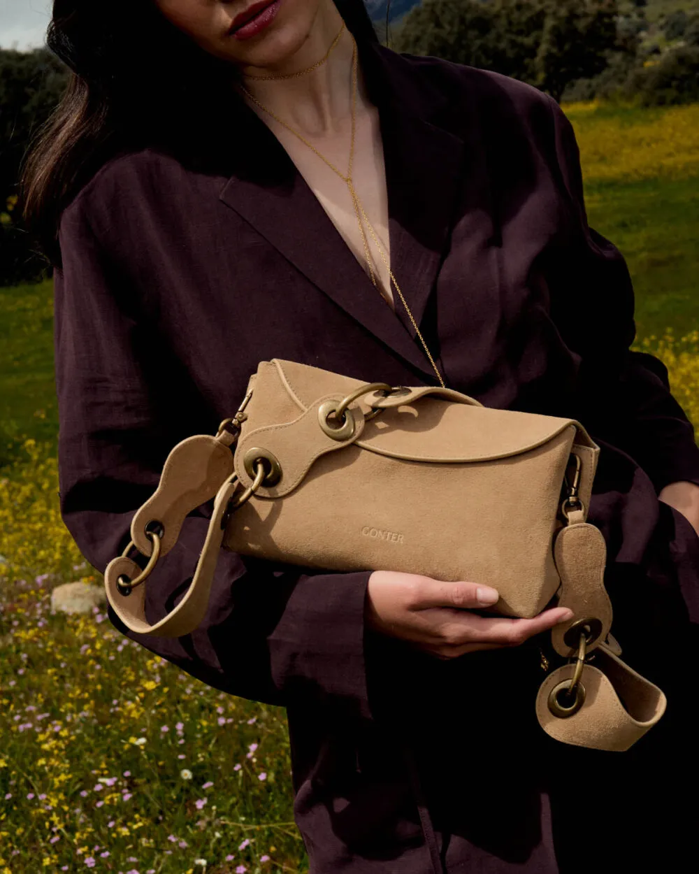 bolso gonter edicion 03727 serraje nuez 02