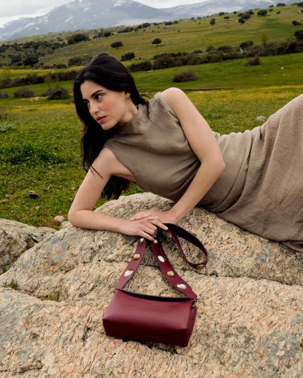 bolso gonter edicion 28001 cuero tosca 01