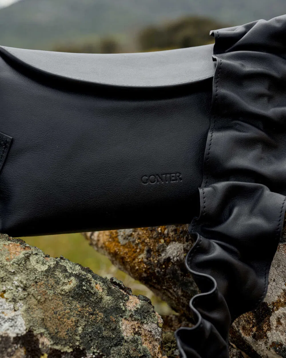 bolso gonter edicion 29003 cuero niger 02